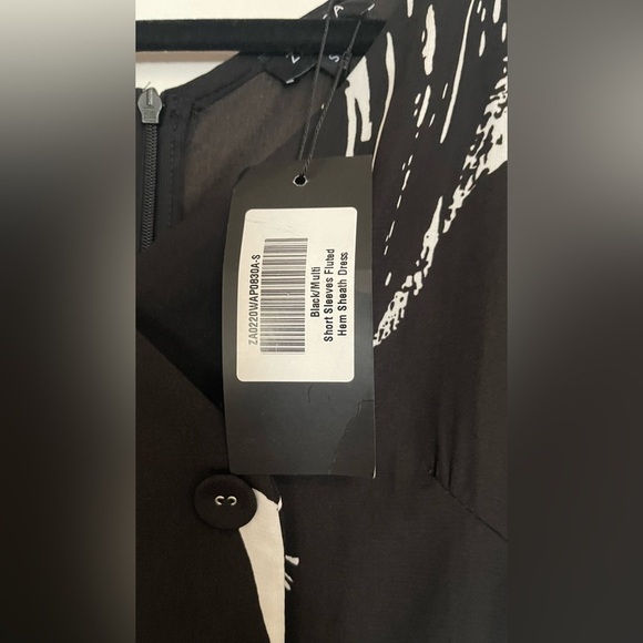 Women’s Dress- Small- NWT - Picture 4 of 5